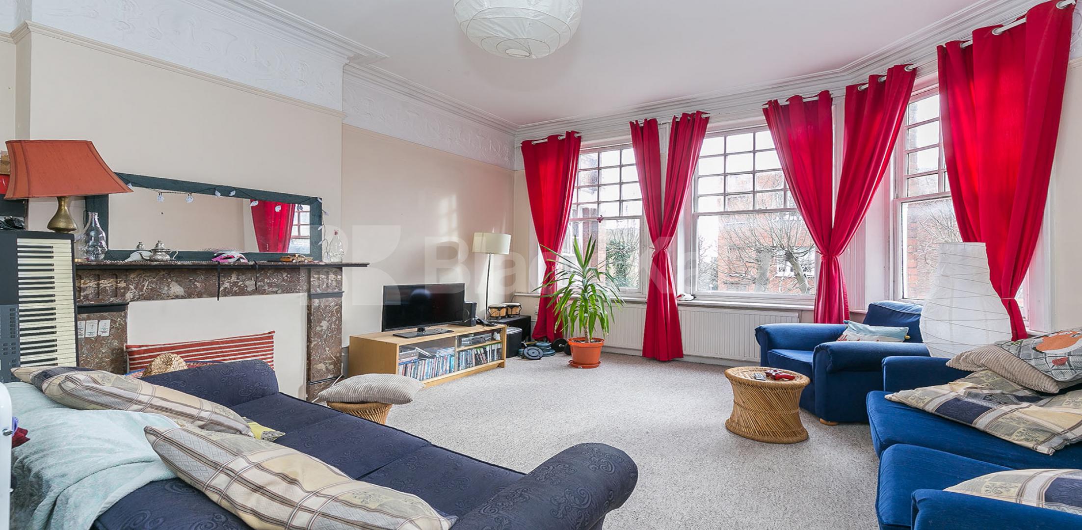 			NEW INSTRUCTION!, 3 Bedroom, 1 bath, 1 reception Flat			 Linden Mansions, Hornsey Lane, Highgate